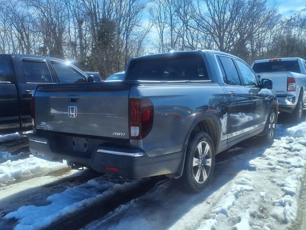 Used 2017 Honda Ridgeline RTL-T image 2