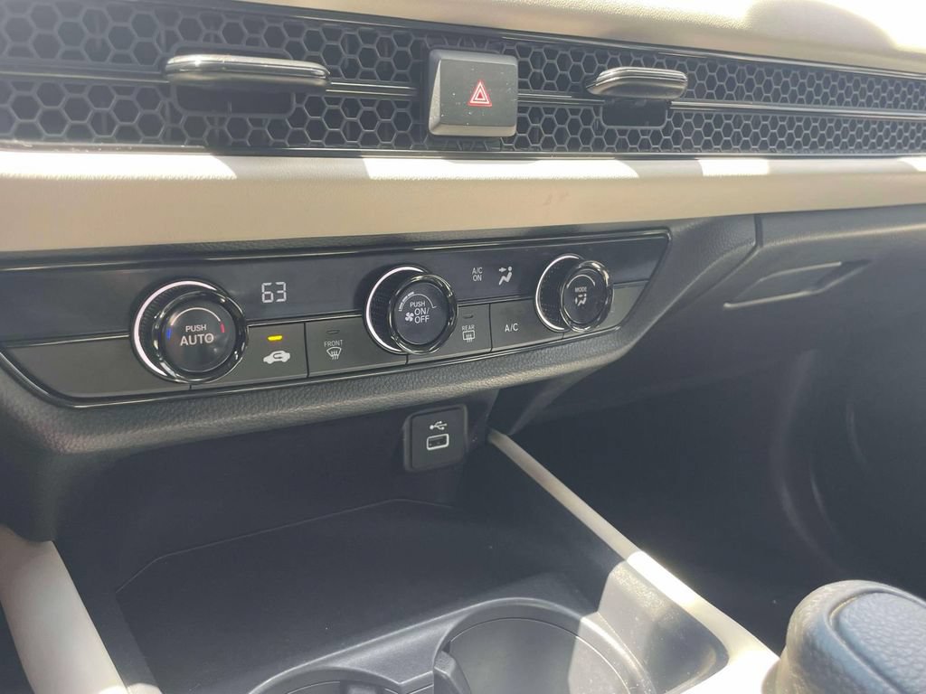 Used 2024 Honda HR-V LX image 30