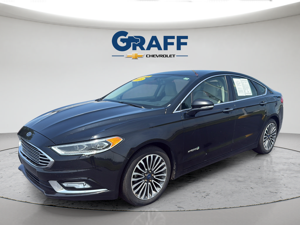 Used 2018 Ford Fusion Titanium FWD image 2