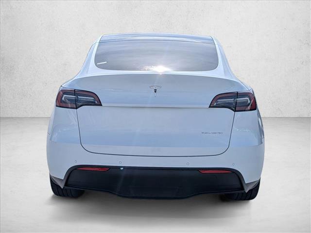 Used 2022 Tesla Model Y Long Range AWD/4WD image 7