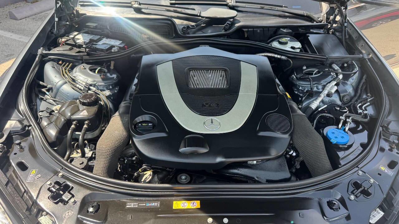 Used 2011 Mercedes-Benz S 550 4MATIC image 23