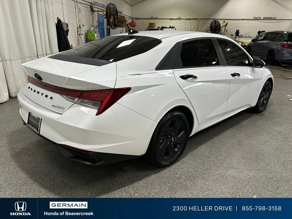 Used 2023 Hyundai Elantra Blue FWD image 8