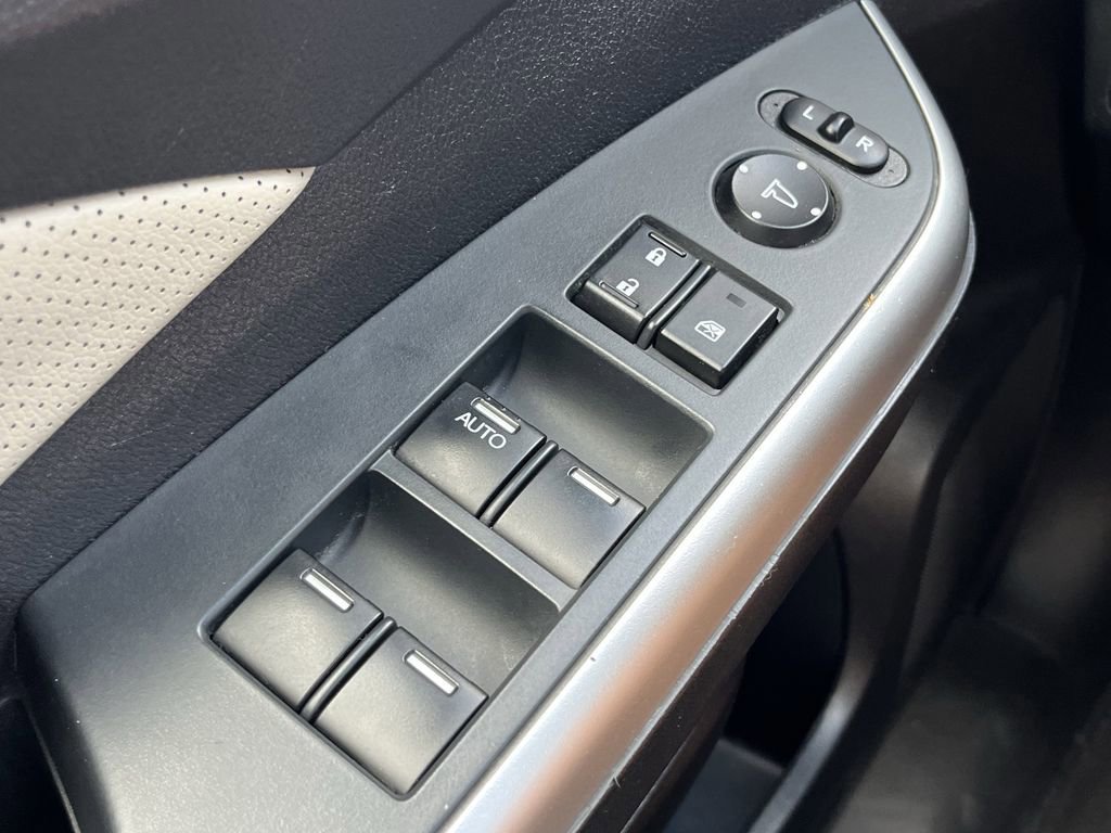 Used 2015 Honda CR-V Touring image 23
