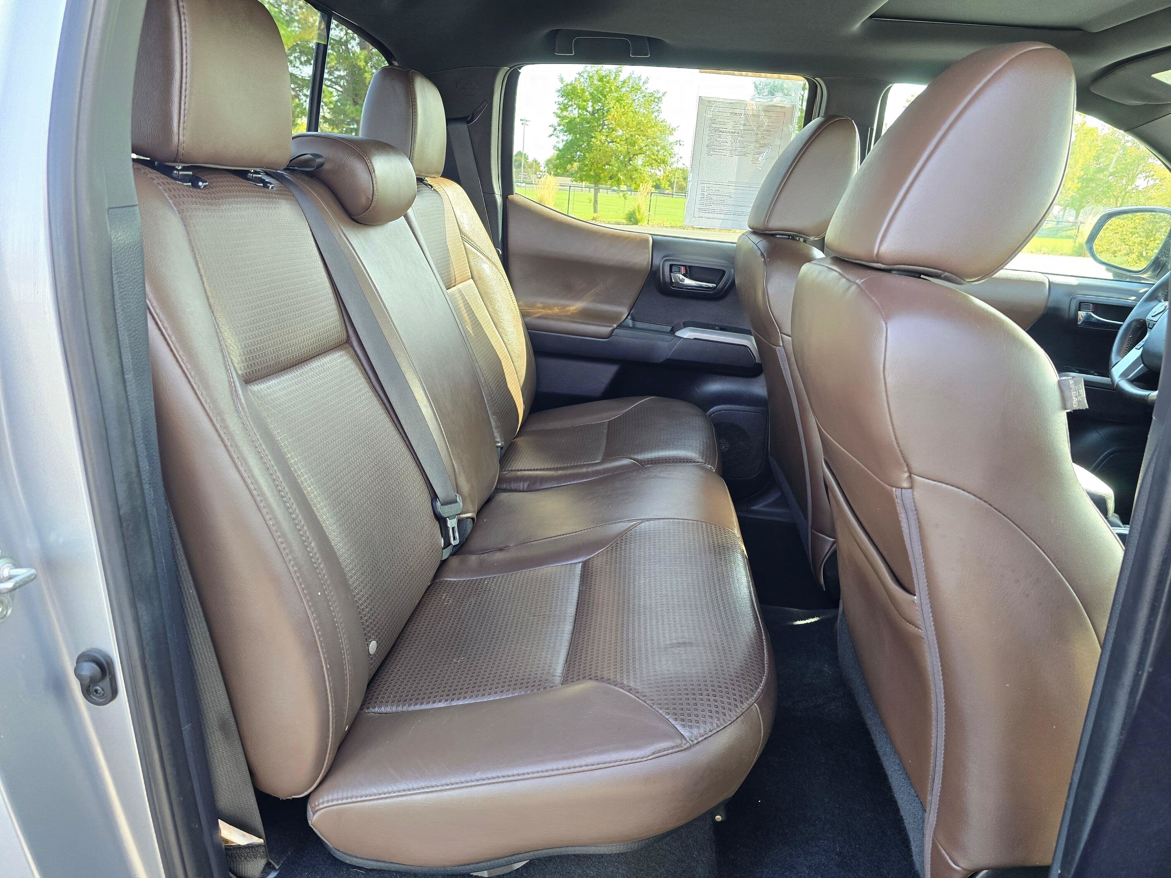 Used 2020 Toyota Tacoma Limited AWD/4WD image 13