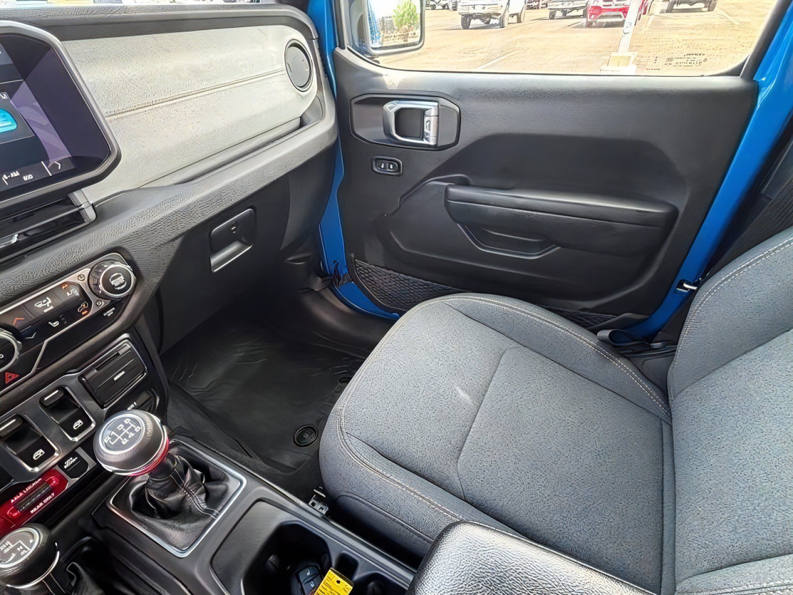 Used 2024 Jeep Wrangler Sport AWD/4WD image 20
