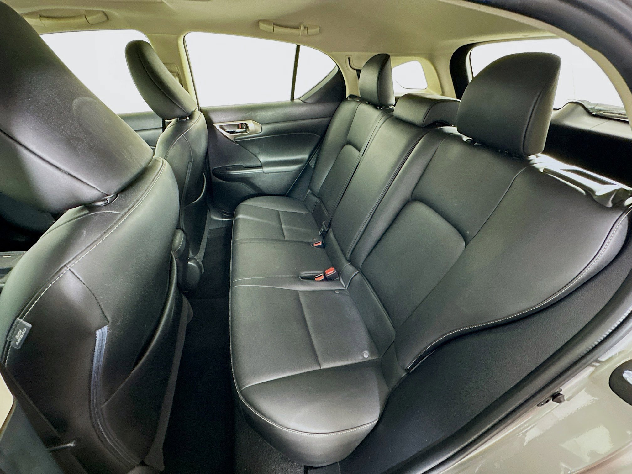 Used 2017 Lexus CT 200h w/ Seat Comfort Package FWD image 26