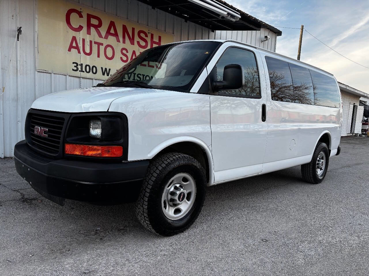 Used 2014 GMC Savana 3500 LS image 4