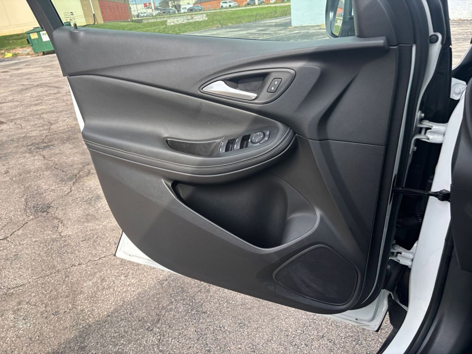 Used 2025 Buick Encore GX Preferred FWD image 18