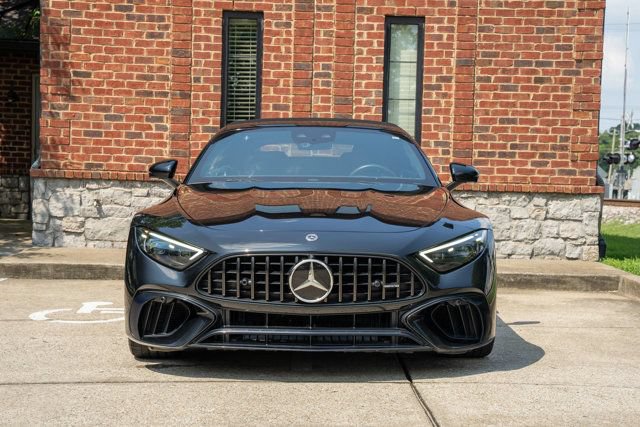 Used 2022 Mercedes-Benz SL 63 AMG 4MATIC image 2