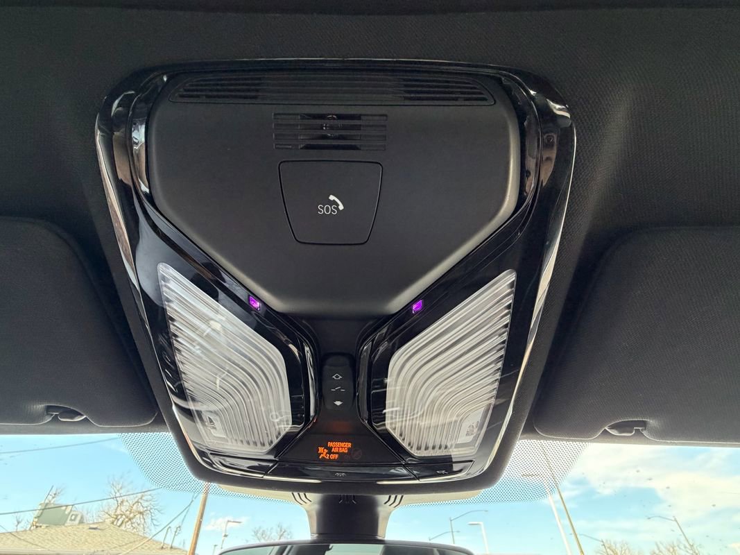 Used 2023 BMW 530e xDrive image 35