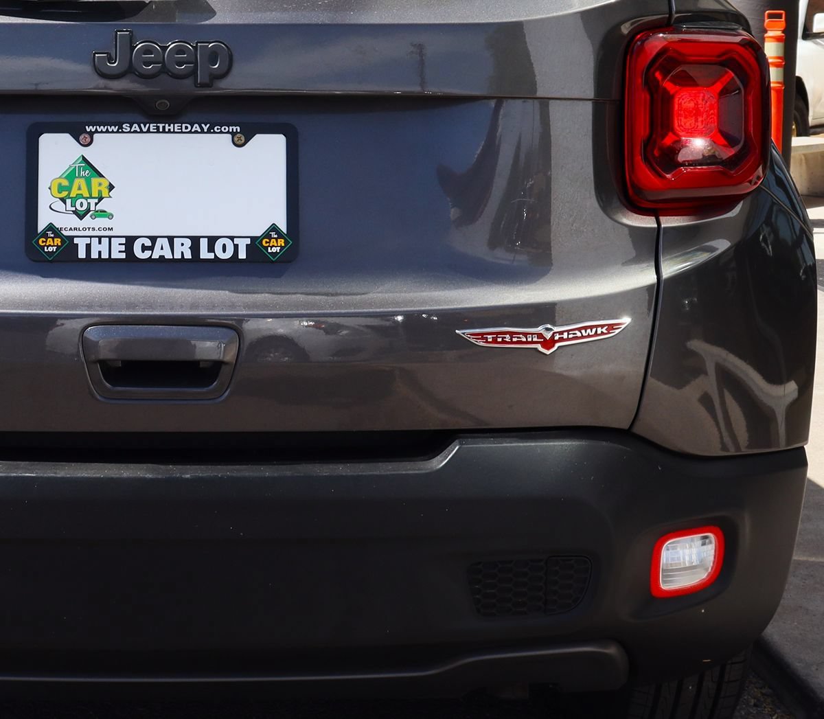Used 2019 Jeep Renegade Trailhawk AWD/4WD image 20