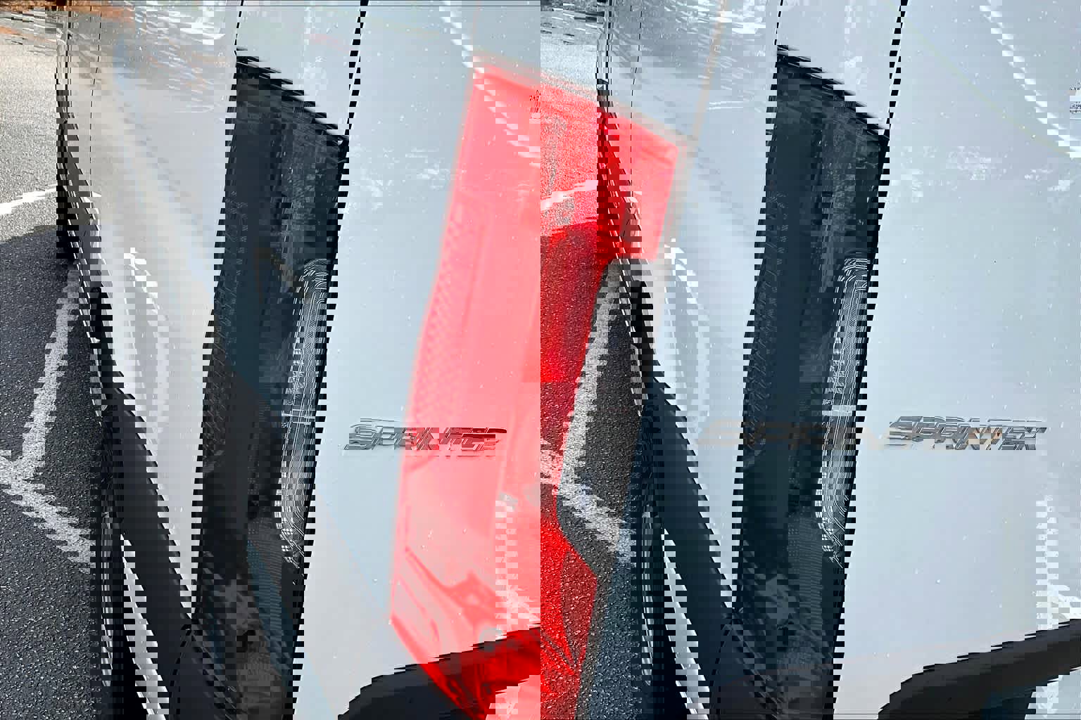 Used 2024 Mercedes-Benz Sprinter 2500 image 12