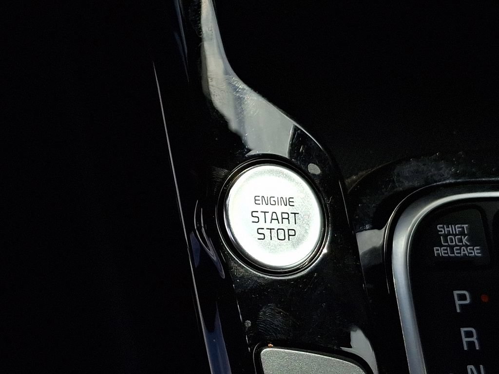 Used 2025 Kia Soul GT-Line FWD image 25