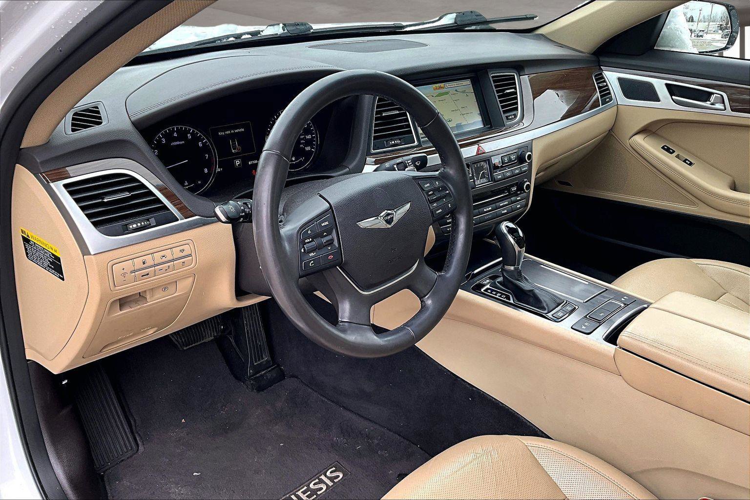 Used 2017 Genesis G80 3.8 w/ Option Group 02 image 15