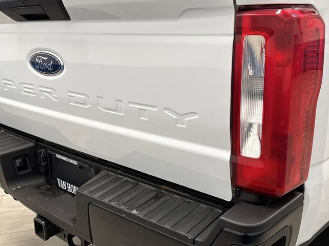 Used 2024 Ford F250 XL w/ XL Chrome Package image 31