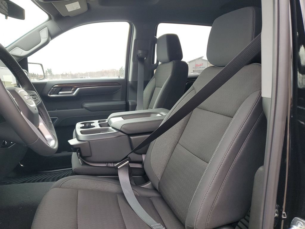 New 2026 GMC Sierra 1500 Elevation image 18