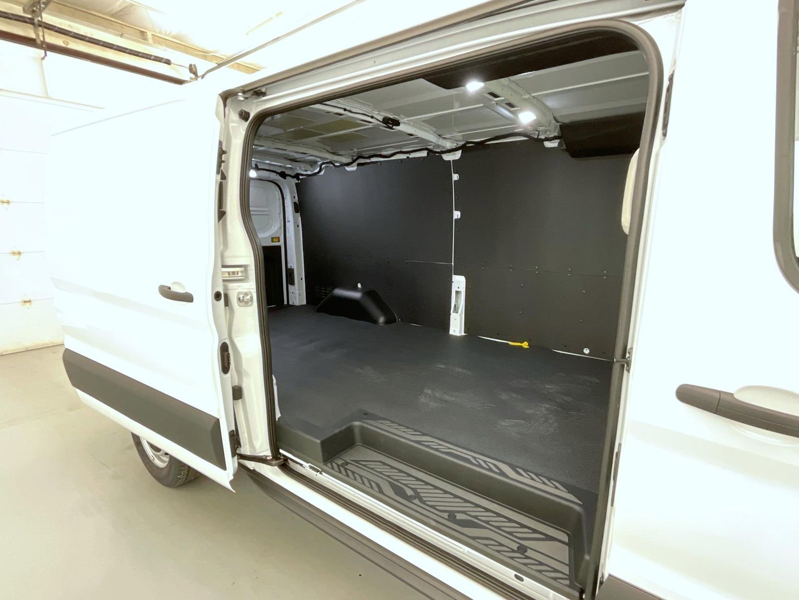 New 2026 Ford Transit 250 Low Roof w/ Load Area Protection Package RWD image 17