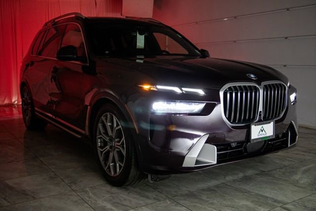 Used 2023 BMW X7 xDrive40i w/ Executive Package AWD/4WD image 38