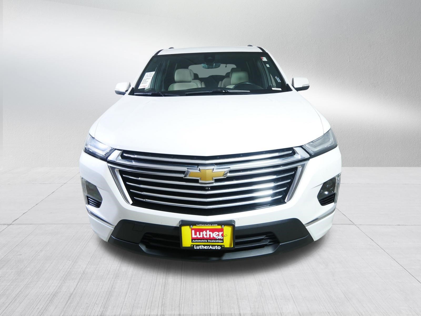 Certified 2023 Chevrolet Traverse Premier w/ LPO, Floor Liner Package AWD/4WD image 2