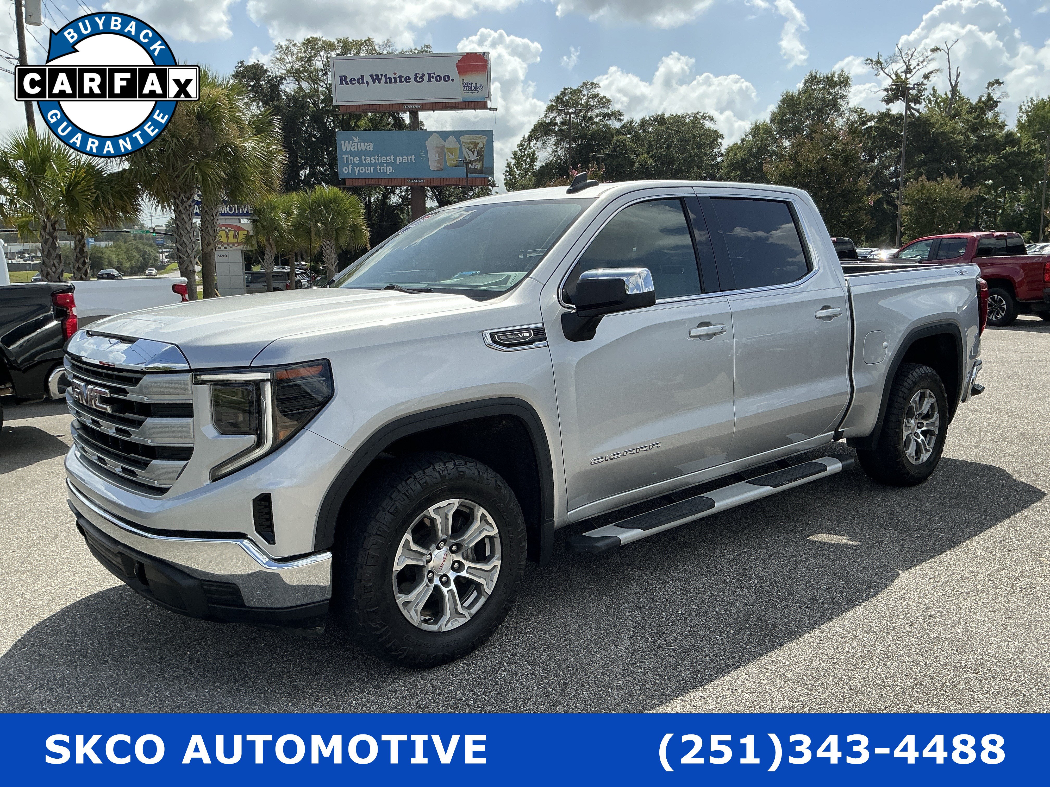 Used 2022 GMC Sierra 1500 SLE w/ X31 Off-Road Package AWD/4WD image 1