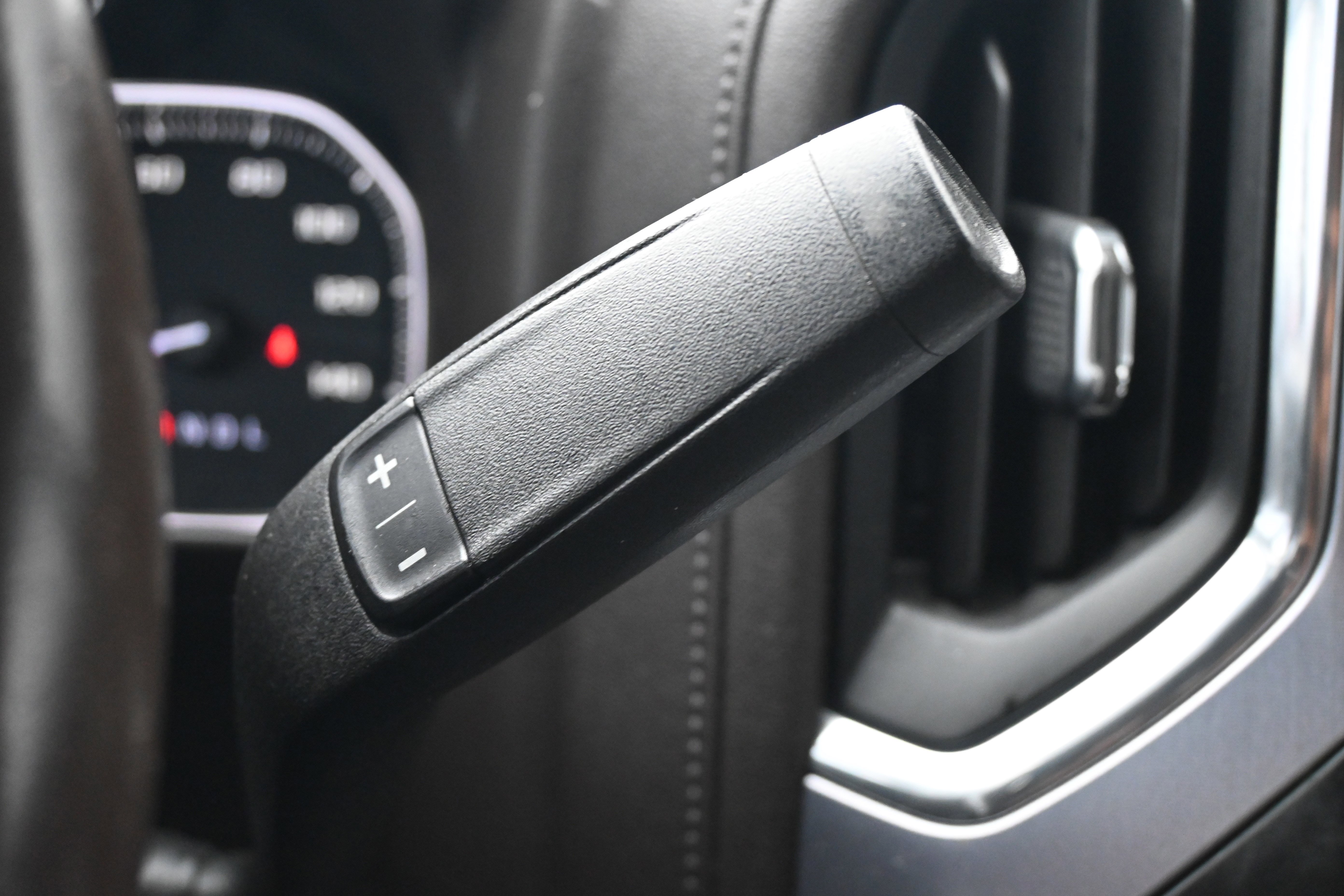 Used 2019 GMC Sierra 1500 SLT w/ SLT Premium Plus Package image 26