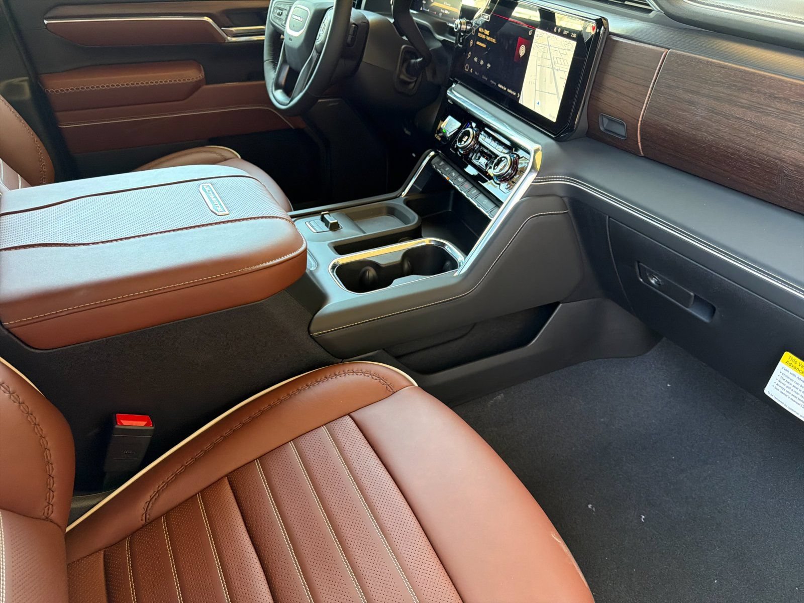 New 2026 GMC Sierra 3500 Denali Ultimate w/ LPO, Black Badging Package AWD/4WD image 15