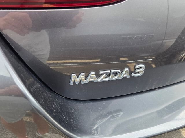 Used 2019 MAZDA MAZDA3 Sedan w/ Select Package image 4