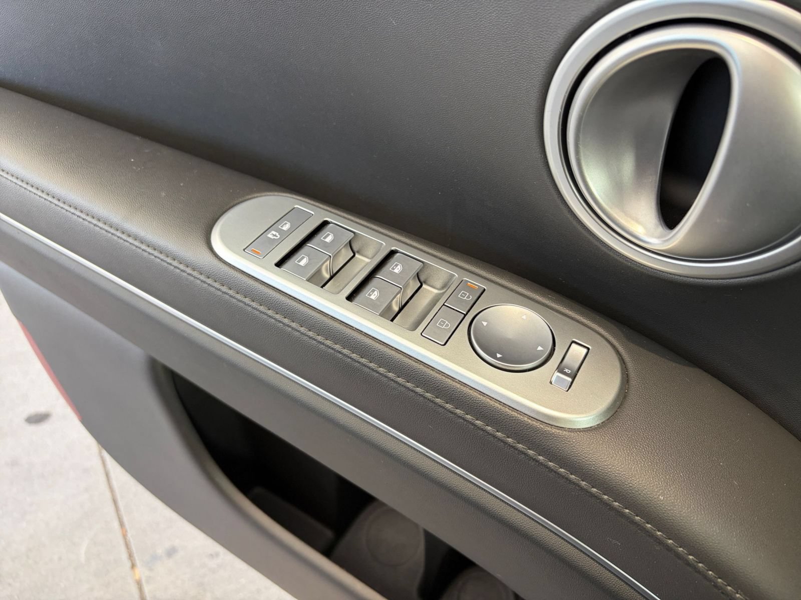Used 2026 Hyundai Palisade SEL FWD image 18
