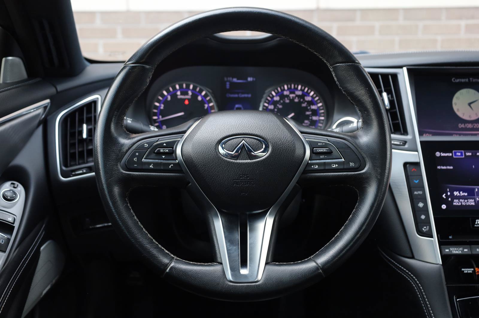 Used 2019 INFINITI Q60 3.0t Luxe w/ Cargo Package RWD image 28