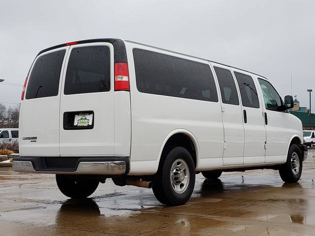 Used 2016 Chevrolet Express 3500 LT w/ LT Preferred Equipment Group RWD image 6