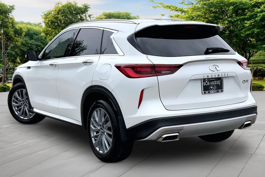 Used 2023 INFINITI QX50 Luxe FWD image 4