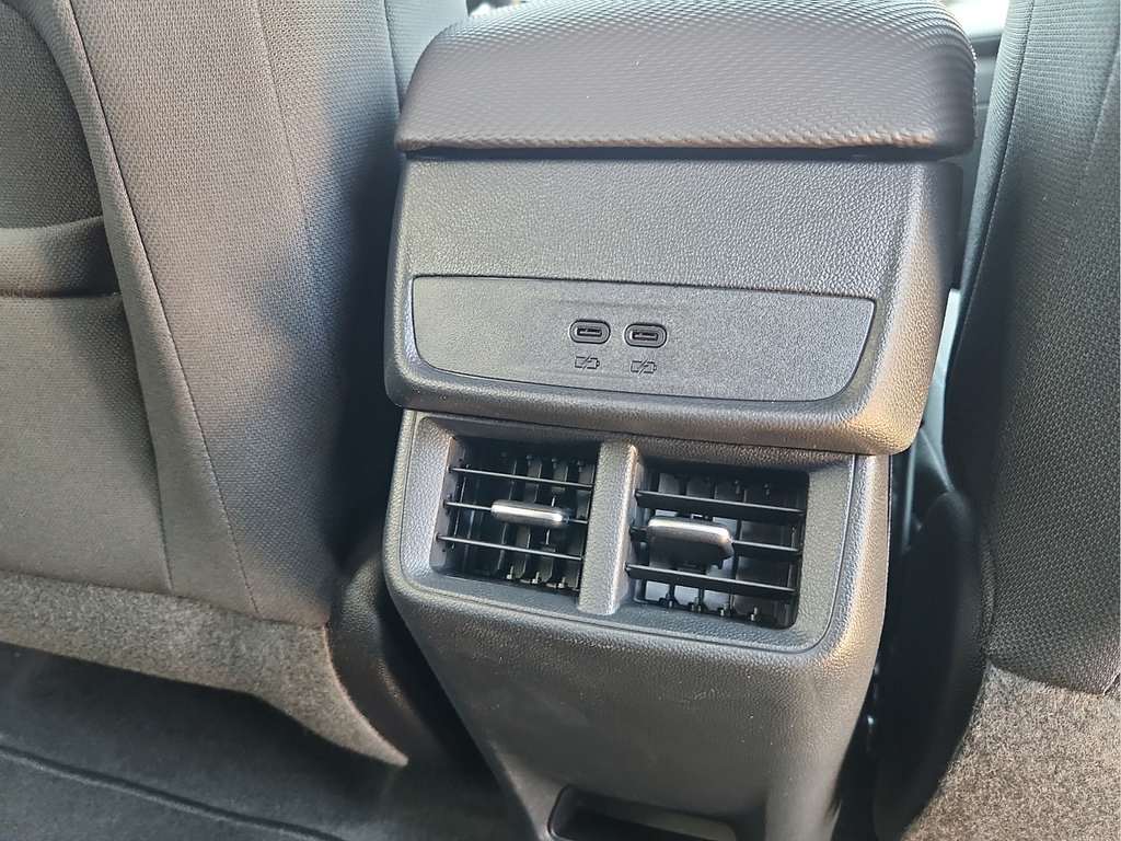 New 2027 Chevrolet Equinox LT FWD image 12