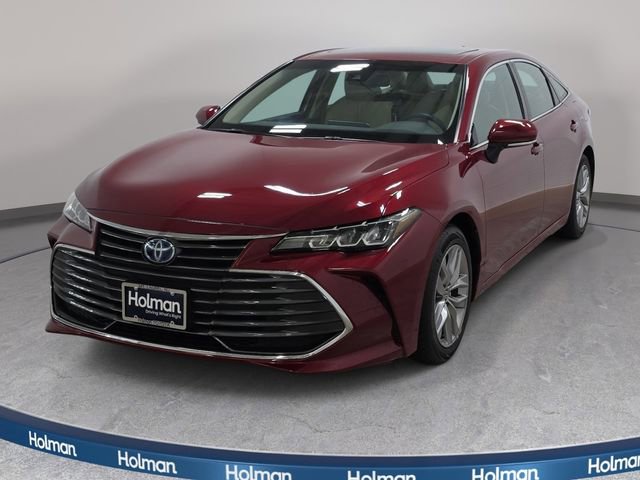 Certified 2022 Toyota Avalon XLE w/ Moonroof Package