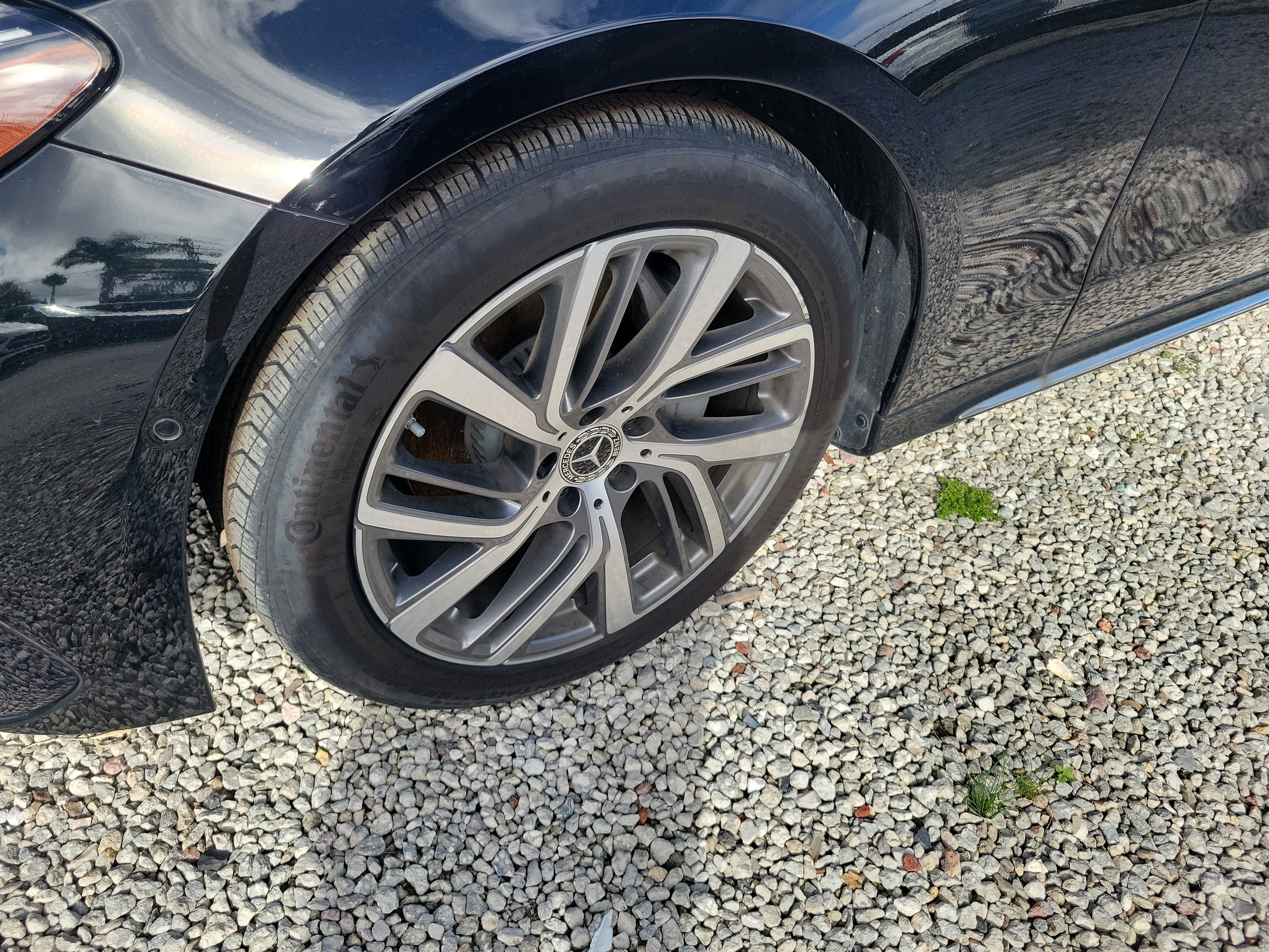 Used 2025 Mercedes-Benz E 350 Sedan image 4