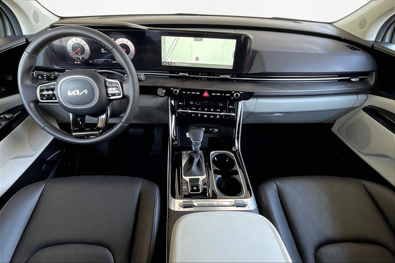 Used 2024 Kia Carnival SX image 7