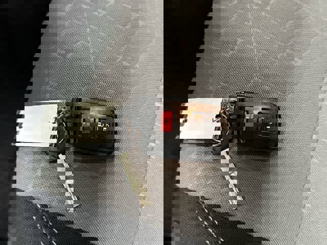 Used 2023 Toyota Tacoma TRD Off-Road image 29