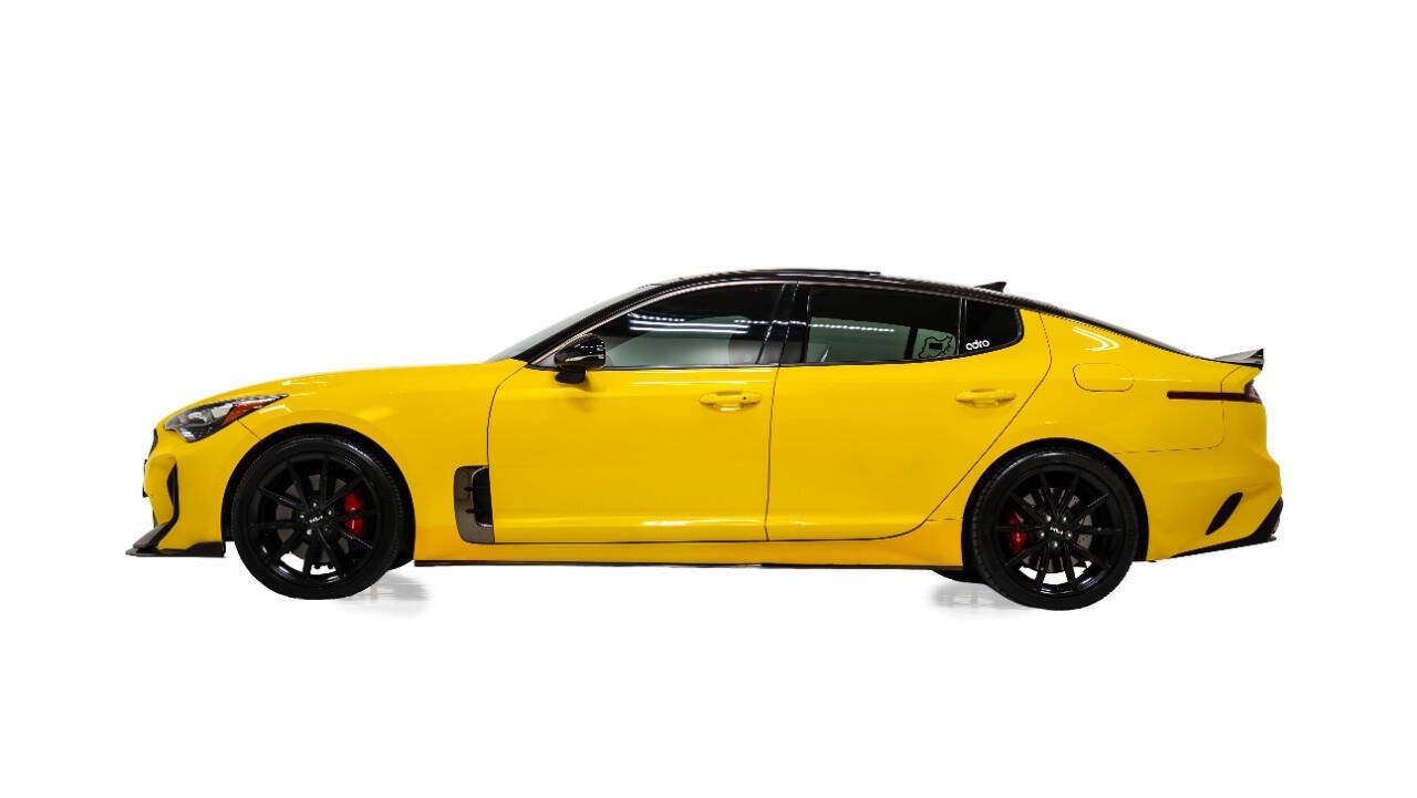 Used 2018 Kia Stinger GT2 AWD/4WD image 4