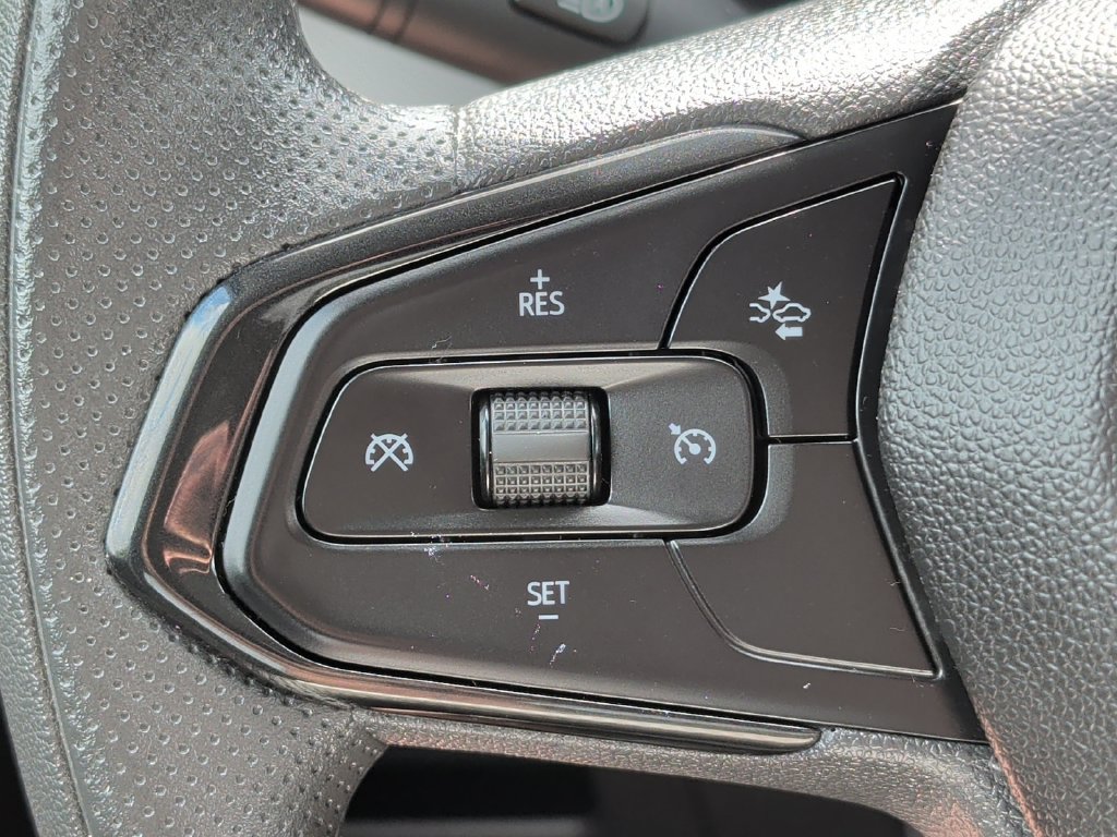 Used 2026 Chevrolet TrailBlazer LT AWD/4WD image 12