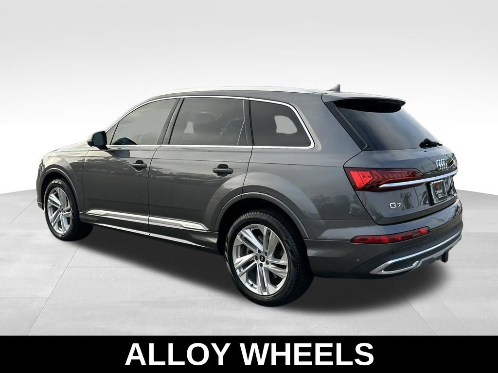 Used 2021 Audi Q7 3.0T Premium Plus w/ Executive Package AWD/4WD image 3