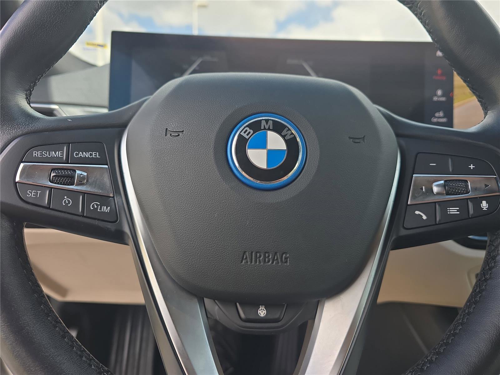 Used 2023 BMW i4 eDrive35 w/ Premium Package image 23