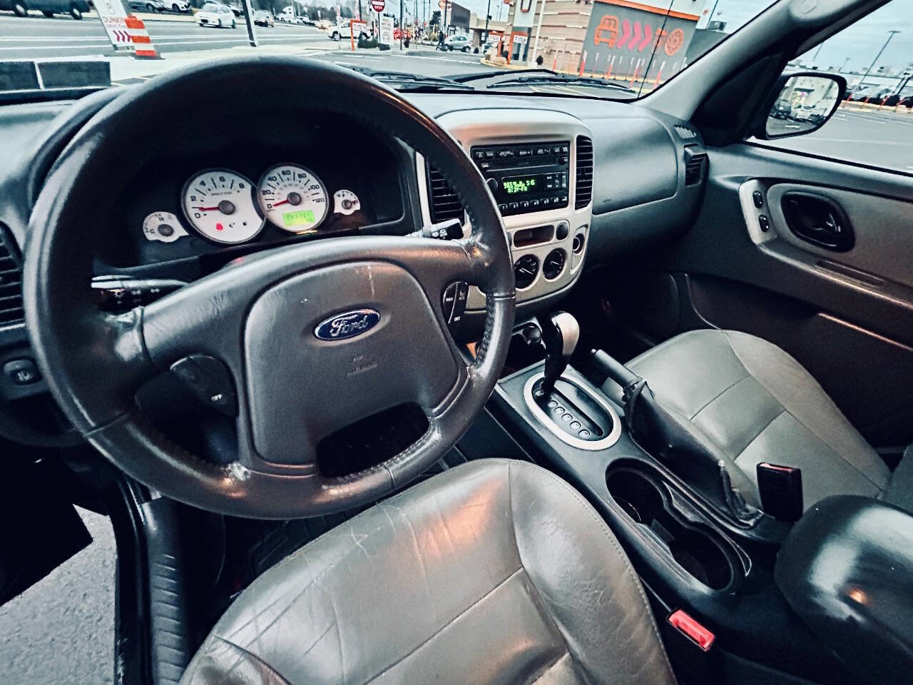 Used 2006 Ford Escape XLT image 13