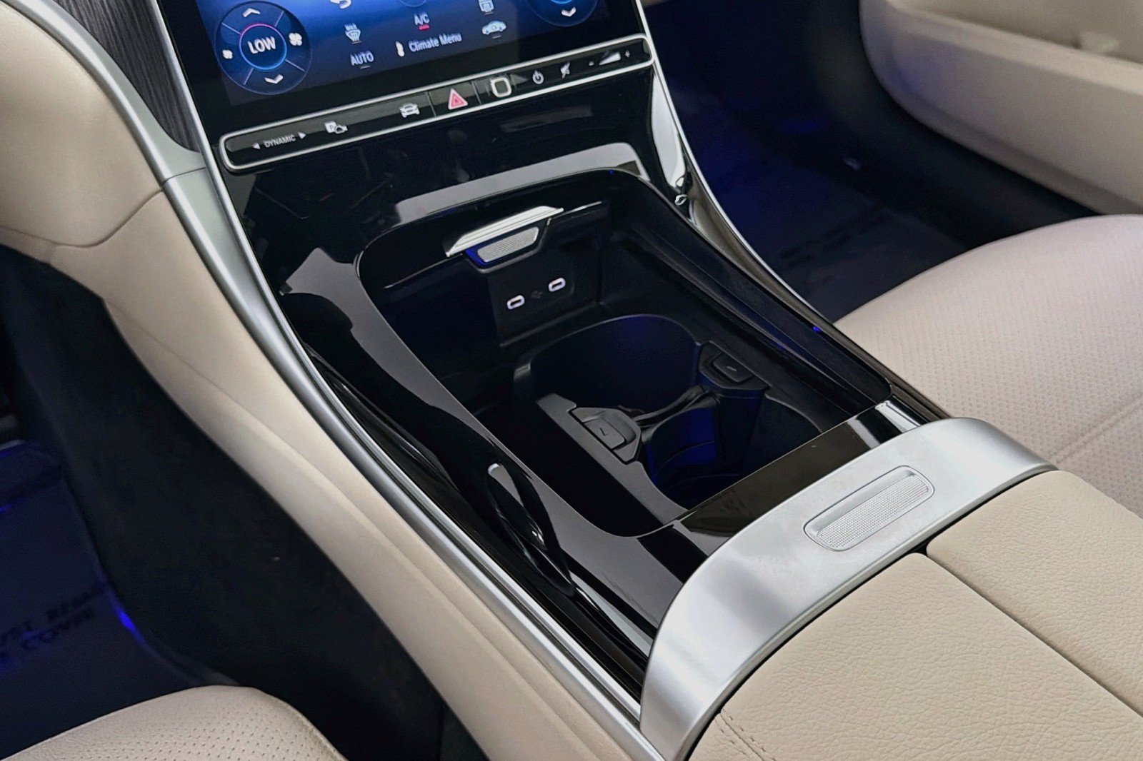 New 2026 Mercedes-Benz C 300 Sedan image 5