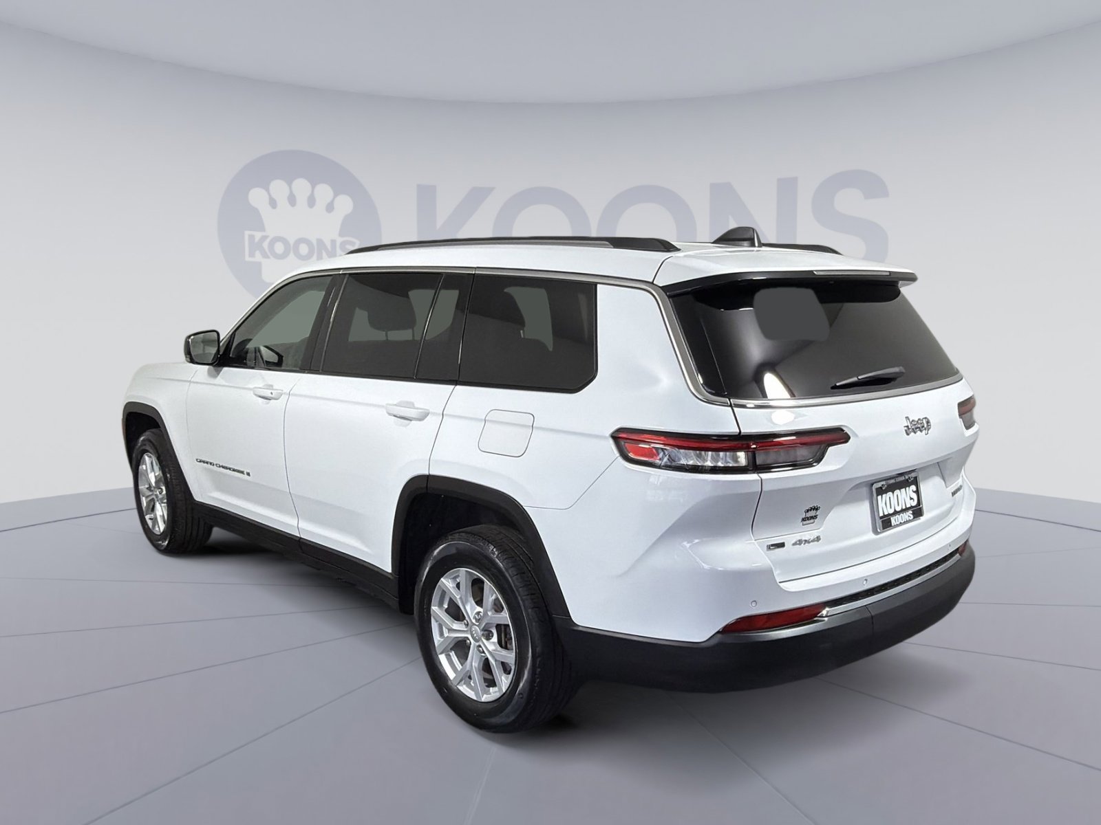 Used 2023 Jeep Grand Cherokee L Limited image 4