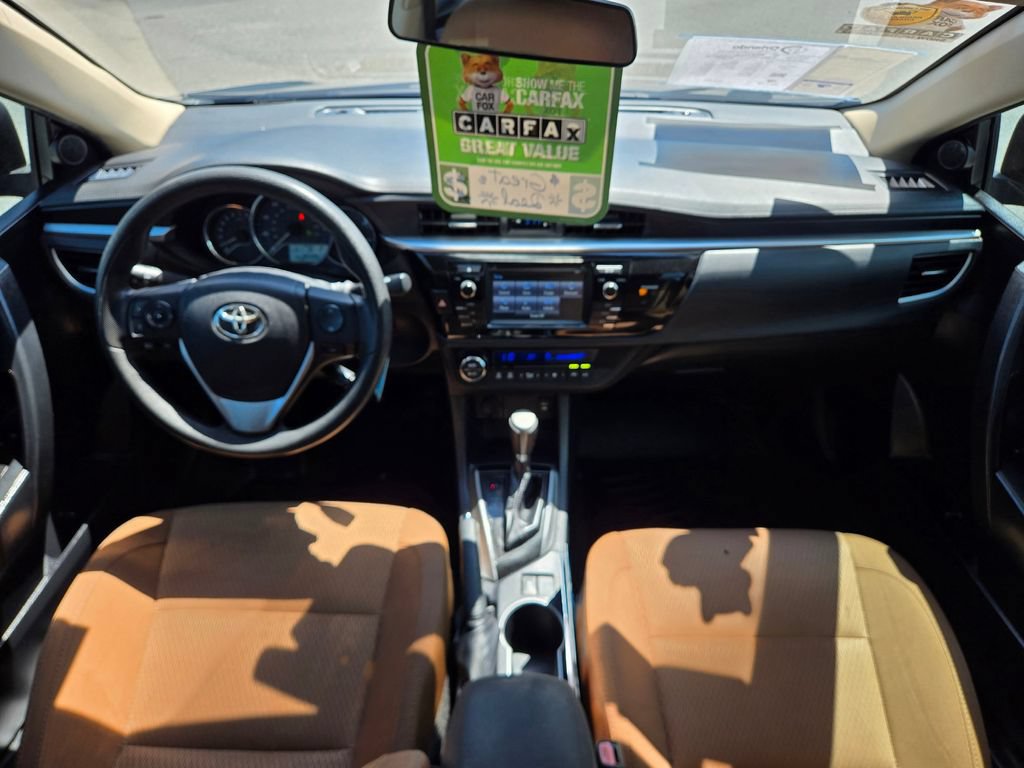 Used 2016 Toyota Corolla LE FWD image 38