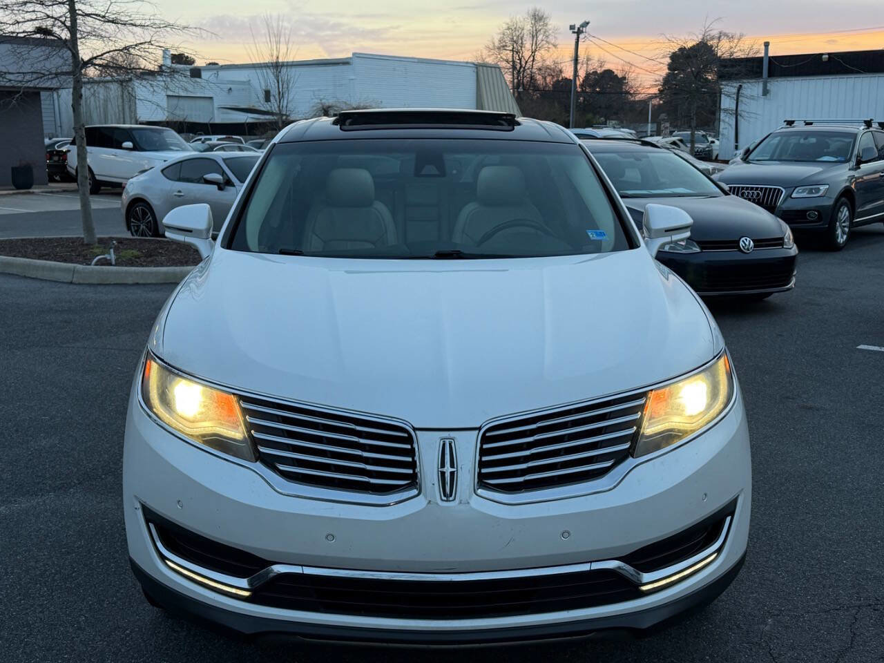 Used 2016 Lincoln MKX Reserve w/ Technology Package image 20