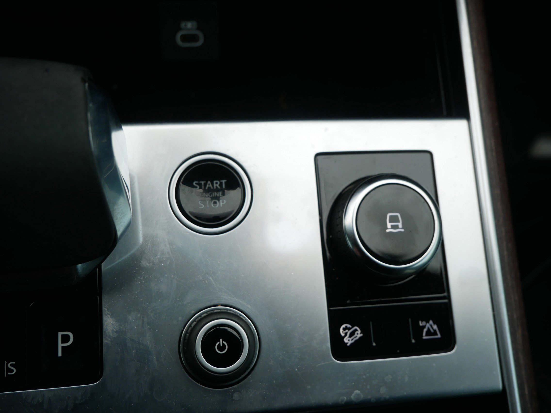 Used 2023 Land Rover Range Rover SE image 28