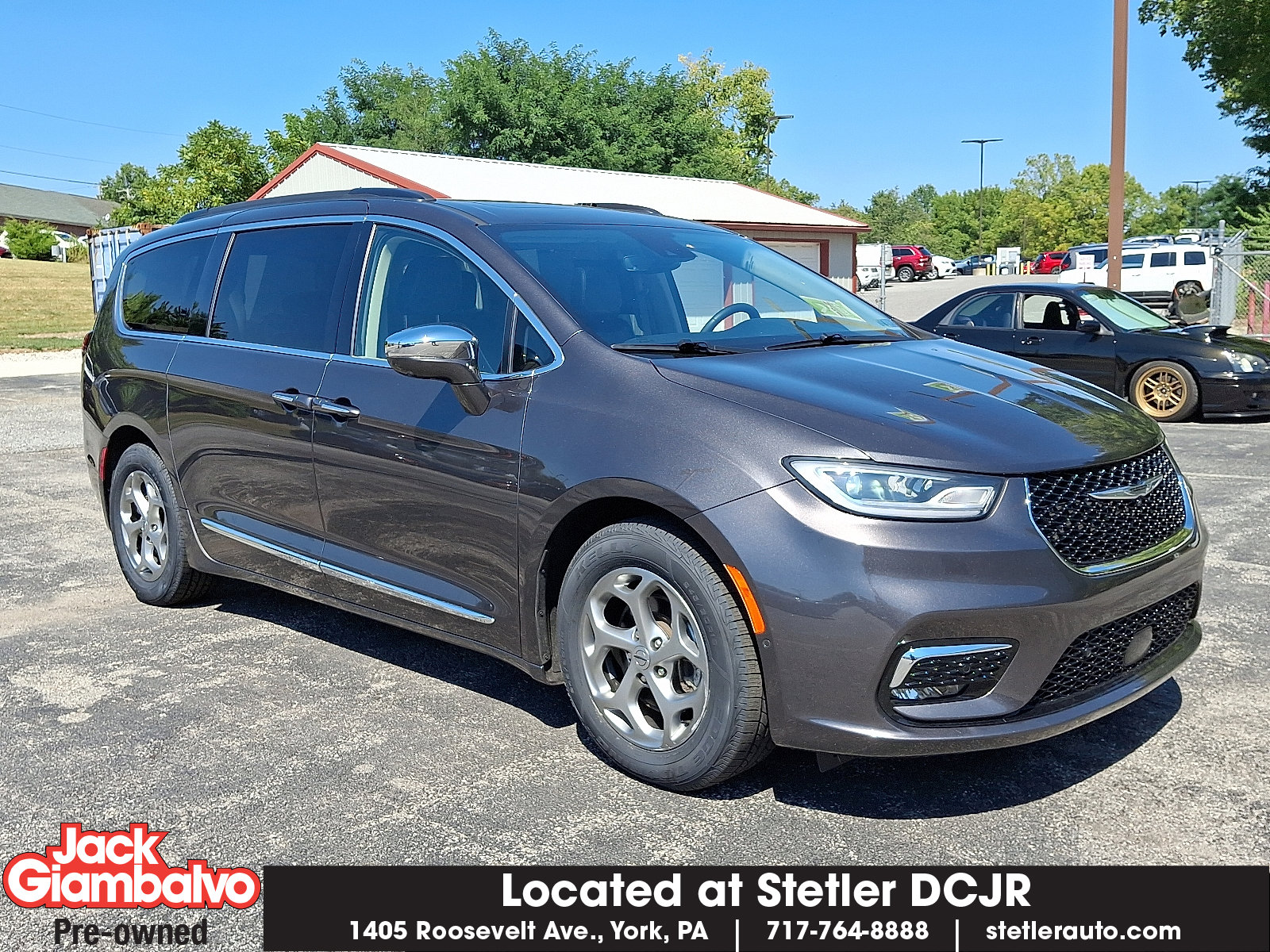 Used 2022 Chrysler Pacifica Limited