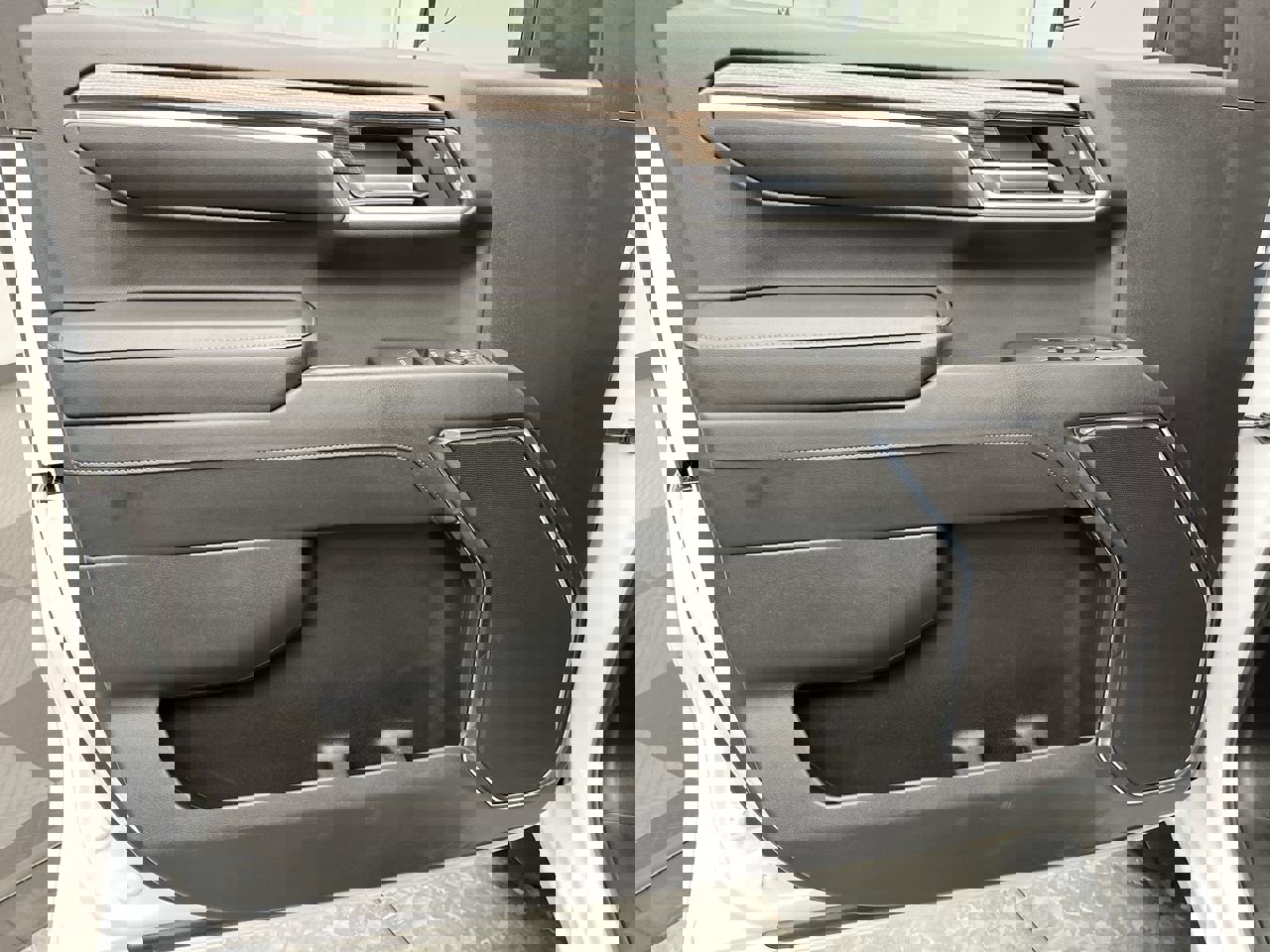 Certified 2024 Chevrolet Silverado 1500 LT image 8