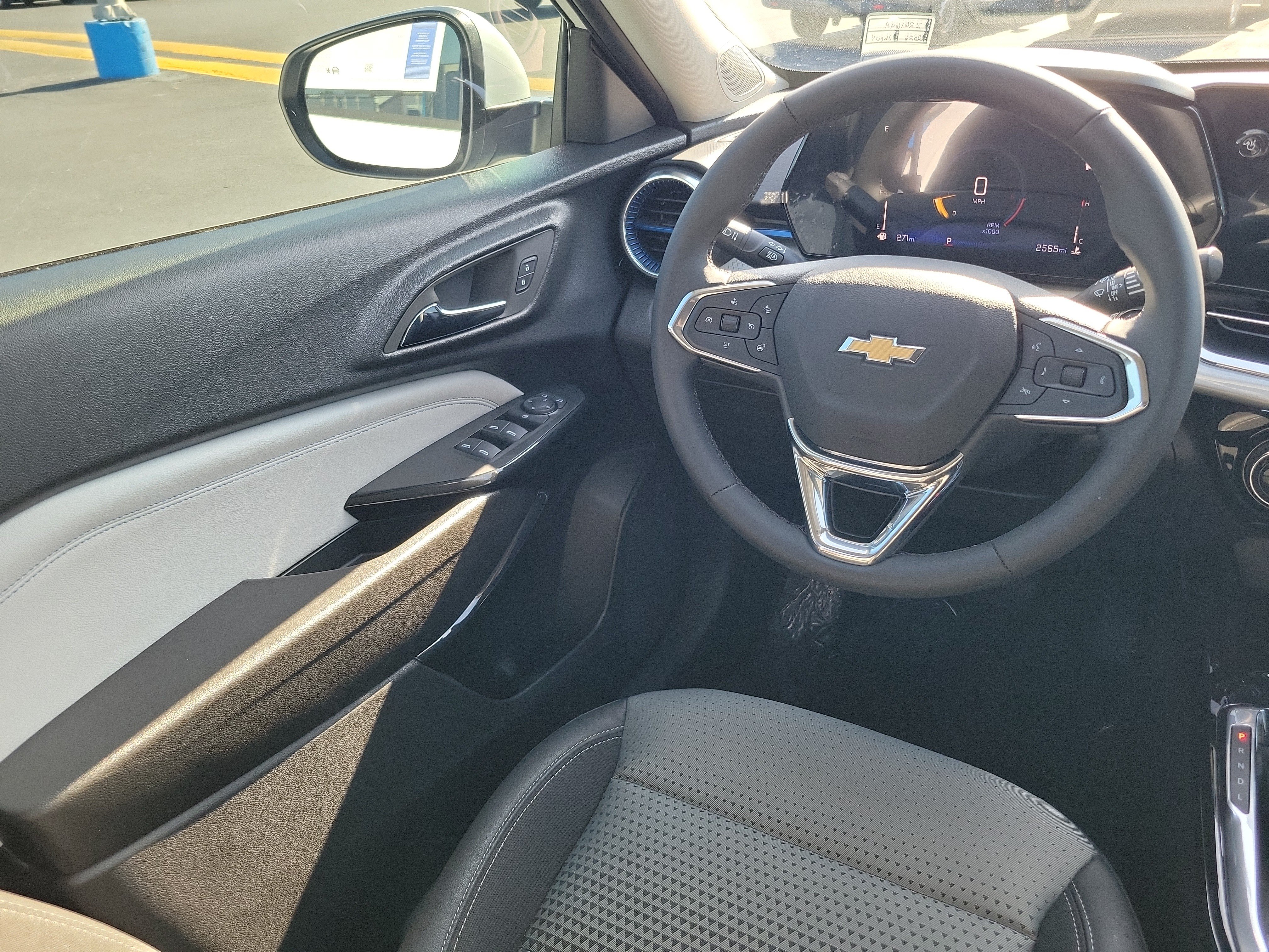 Used 2026 Chevrolet Trax LT w/ Driver Confidence Package FWD image 13