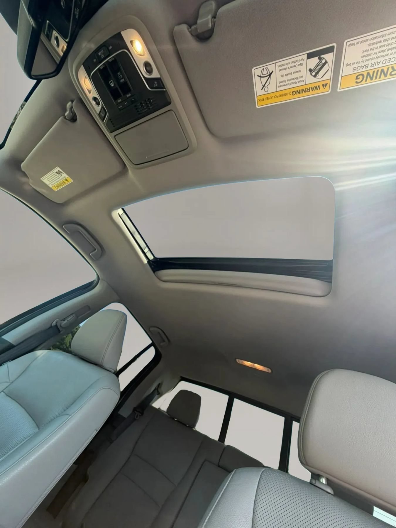 Used 2018 Honda Ridgeline RTL-E image 16